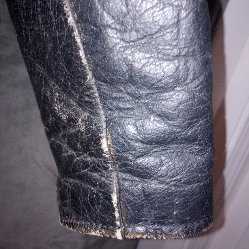 Vintage Wilson's Leather Motorcycle Jacket Size Medium - Picture 2 of 10